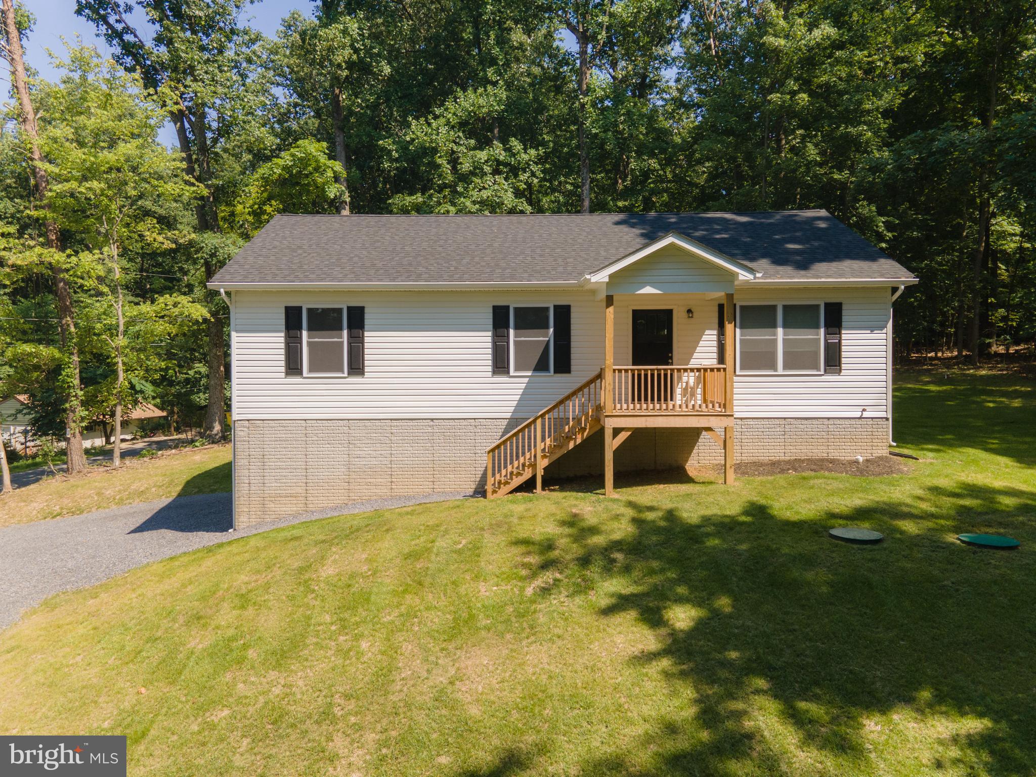 42 Stone Ridge Road Harpers Ferry, WV 25425 - Photo 5 of 28 View from the front Pic 5