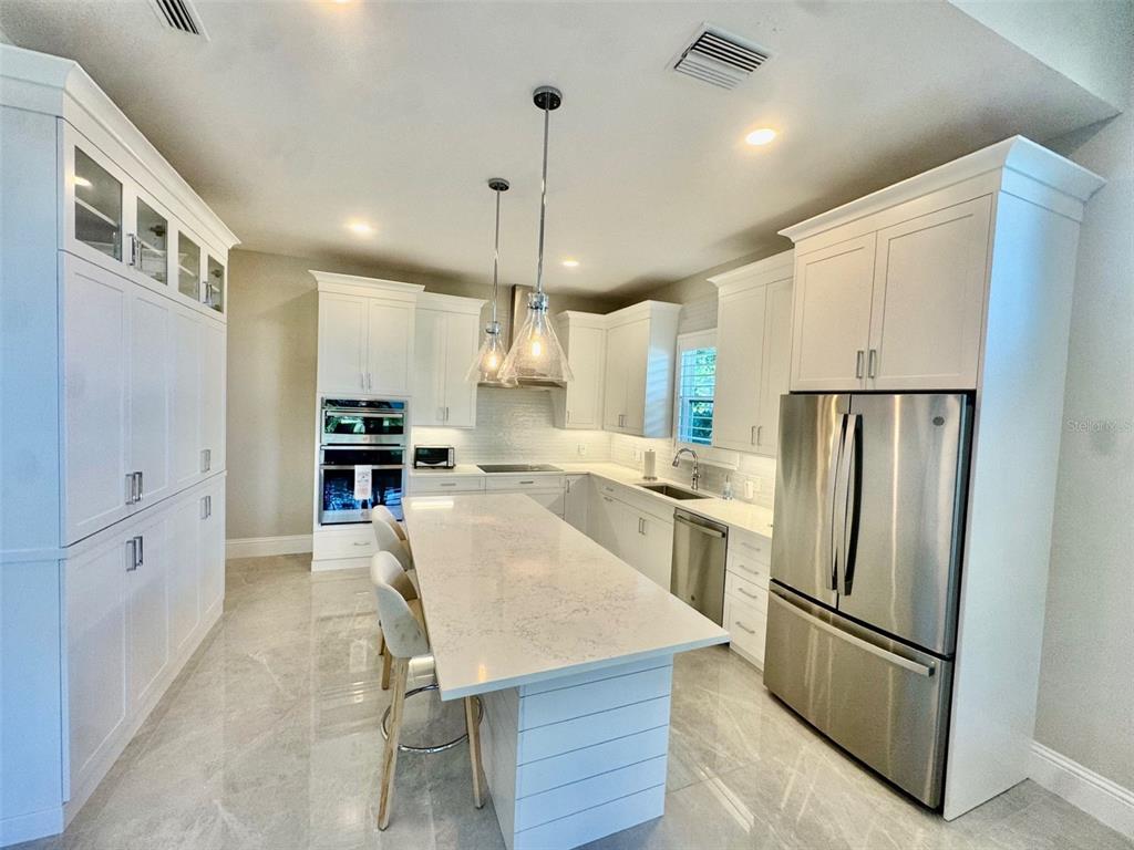 32 Bayhead Lane Osprey, FL 34229 - Photo 6 of 24