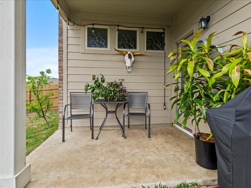 8201 Daisy Cutter Crossing Georgetown, TX 78626 - Photo 26 of 31 View of patio