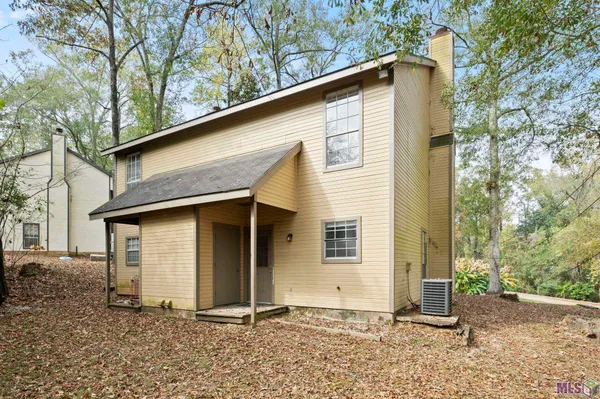 $1,250 | 5335 Rosedown Court, Unit 155, St. Francisville, LA 70775