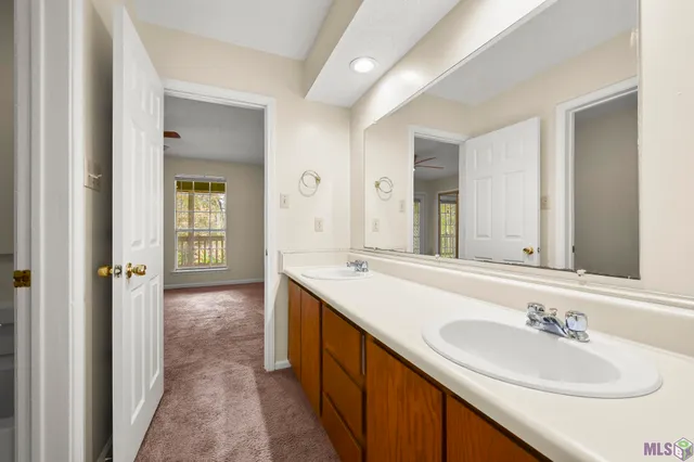 $1,250 | Undisclosed Address, St. Francisville, LA 70775