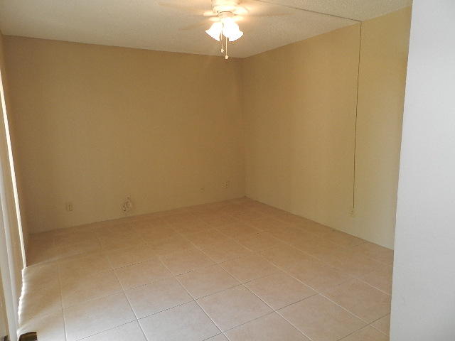 404 Arabian Road Palm Springs, FL 33461 - Photo 6 of 10 BR1