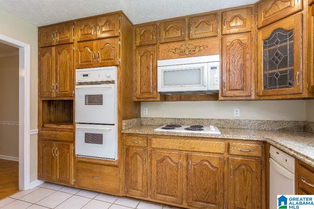 453 Howle Street Heflin, AL 36264 - Photo 6 of 50