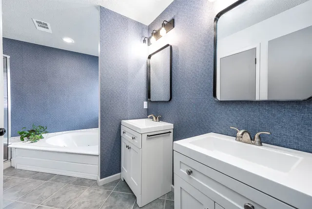 $349,000 | 172 Park Way, Conroe, TX 77356