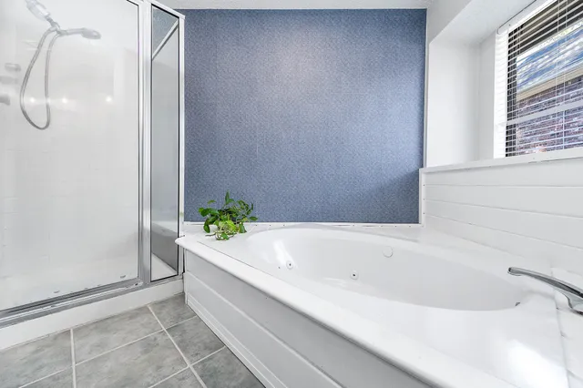 $349,000 | 172 Park Way, Conroe, TX 77356