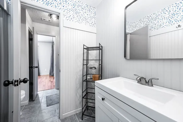 $349,000 | 172 Park Way, Conroe, TX 77356