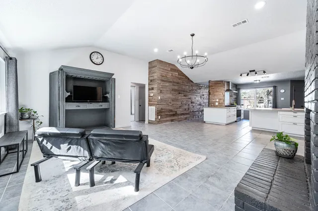 $349,000 | 172 Park Way, Conroe, TX 77356