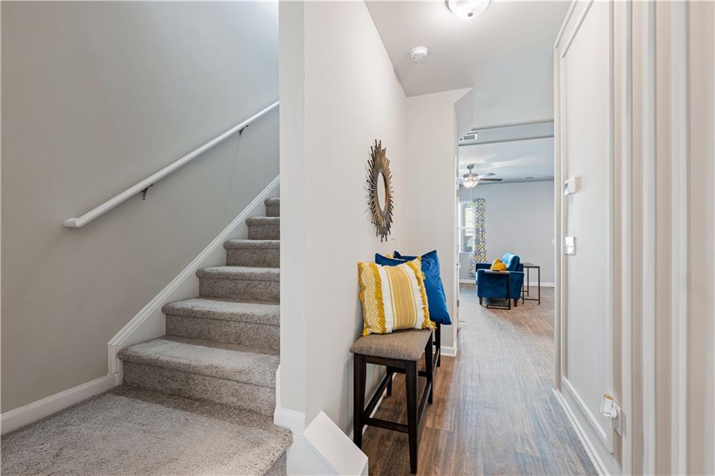 2831 Ridgeview Drive Atlanta, GA 30331 - Photo 2 of 18
