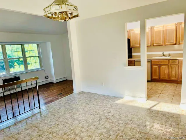 $3,550 | 232-10 Horace Harding Expressway, Unit 2 | Oakland Gardens