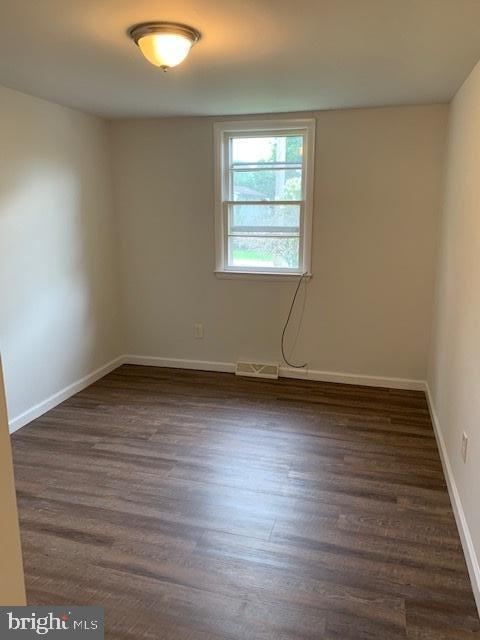 201 Cranes Lane Ranson, WV 25438 - Photo 4 of 15 BEDROOM 1