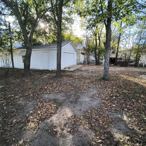 $1,190 | 105 Mesa Drive, Mabank, TX 75156