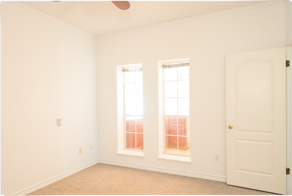 4488 Blue Ridge Drive Belton, TX 76513 - Photo 13 of 35 an empty room with a window