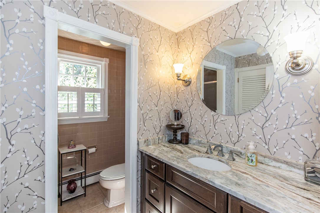 65 Thunder Trail Cranston, RI 02921 - Photo 19 of 49 First floor full bath