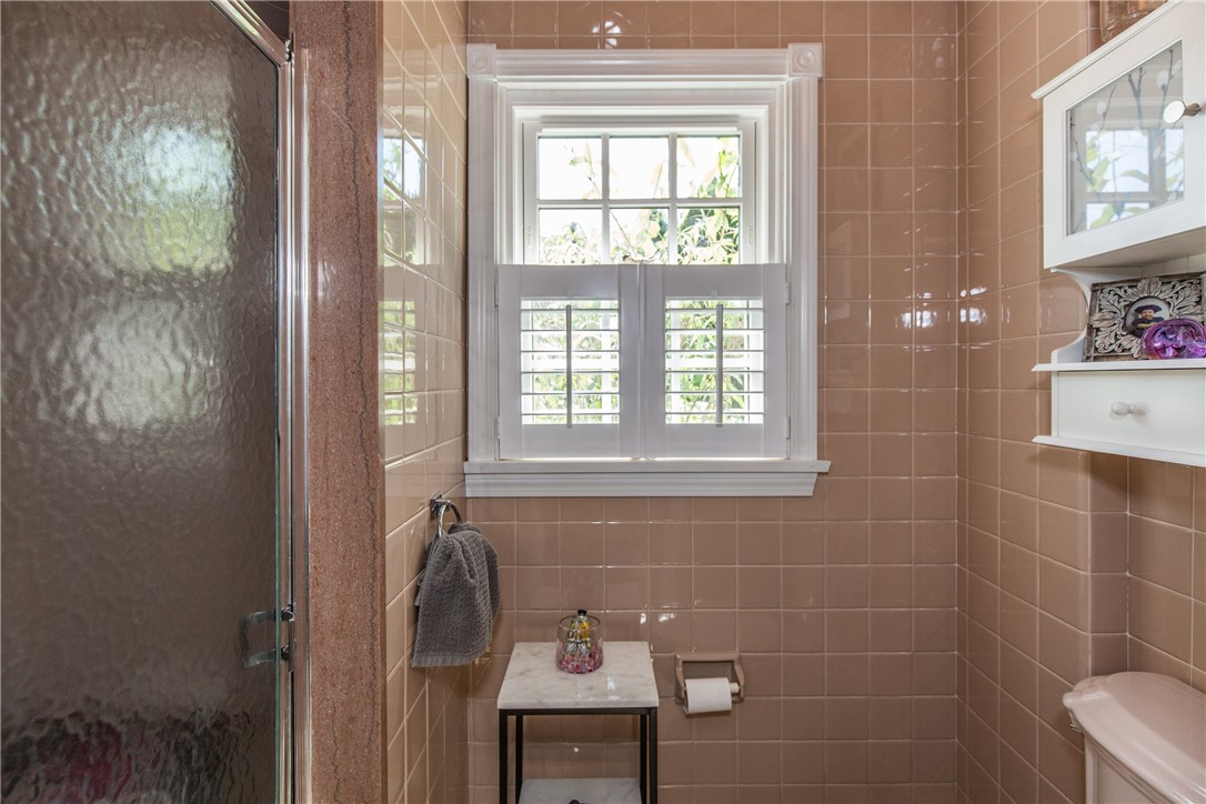 65 Thunder Trail Cranston, RI 02921 - Photo 20 of 49 First floor full bath