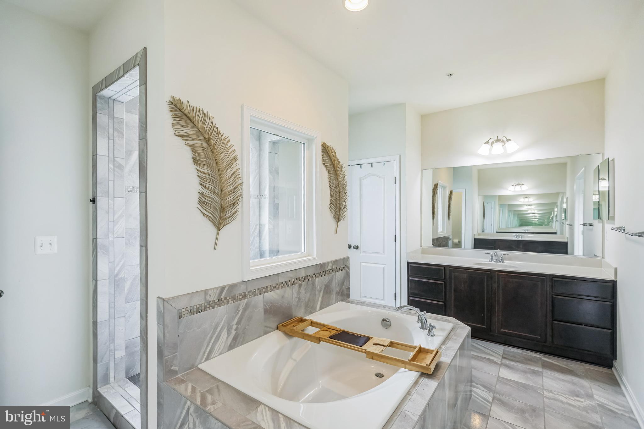 11534 Neon Road Fort Washington, MD 20744 - Photo 37 of 62 Primary Bathroom