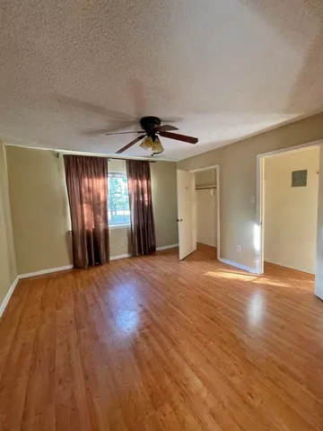 $990 | 2800 Jeanetta Street, Unit 1110, Houston, TX 77063