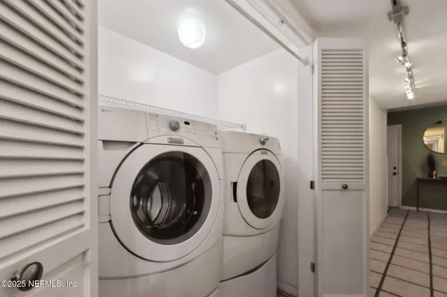 $949,000 | 2058 Beach Avenue, Atlantic Beach, FL 32233