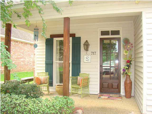 717 Esplanade Drive Ridgeland, MS 39157 - Photo 1 of 21 Welcome to your new home!