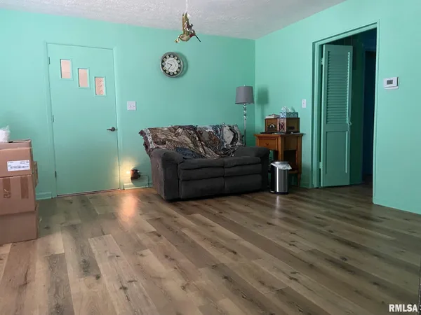 $119,900 | 701 West Rich Street, Taylorville, IL 62568