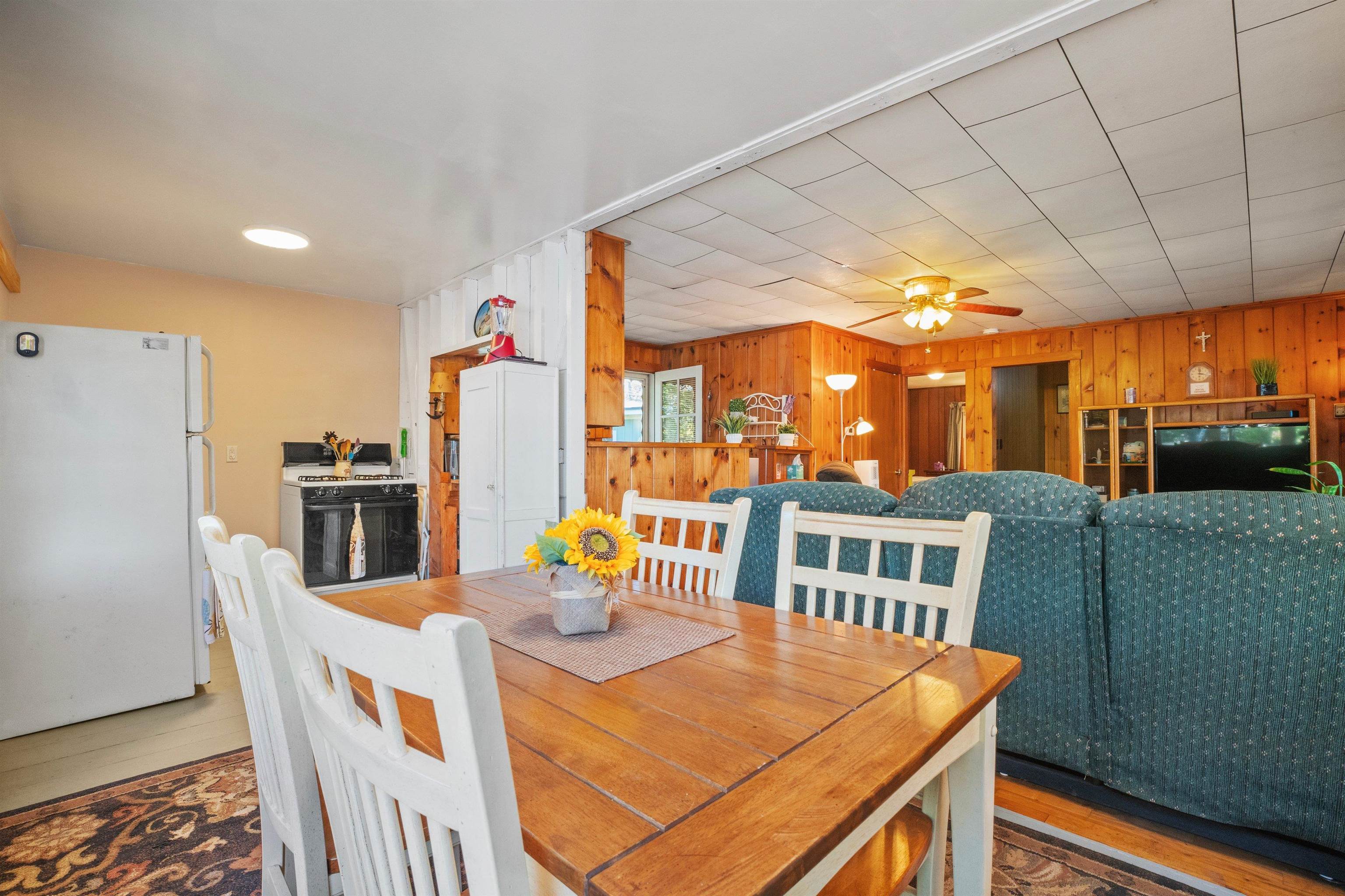 12 Dulcies Point Road Kingston, NH 03848 - Photo 5 of 36