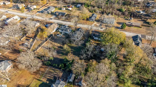 $185,000 | 315 North Adair Street, Clinton, SC 29325