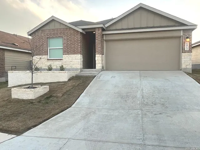 $1,800 | 6813 Arid Way, San Antonio, TX 78252