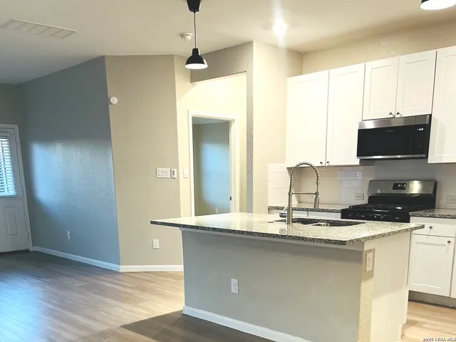 $1,800 | 6813 Arid Way, San Antonio, TX 78252