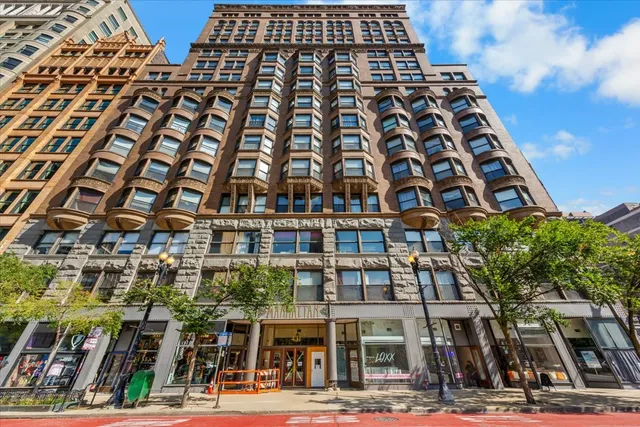 $385,000 | 431 South Dearborn Street, Unit 1204, Chicago, IL 60605