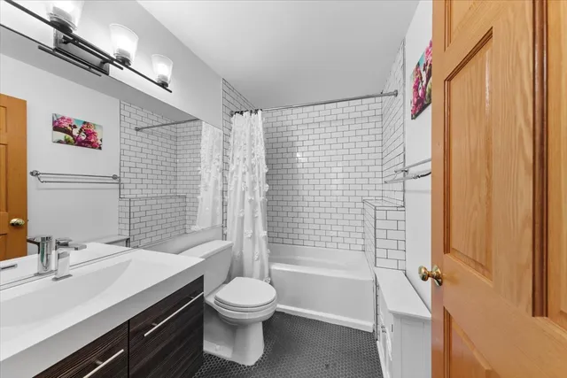 $385,000 | 431 South Dearborn Street, Unit 1204, Chicago, IL 60605