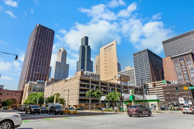 $385,000 | 431 South Dearborn Street, Unit 1204, Chicago, IL 60605
