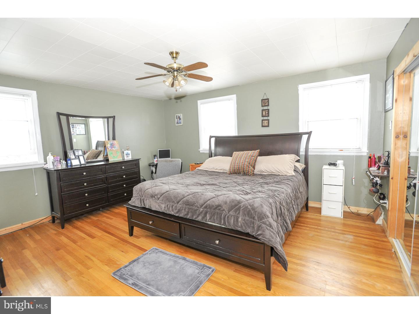 10207 Calera Road Philadelphia, PA 19114 - Photo 9 of 18 Gallery Image 9