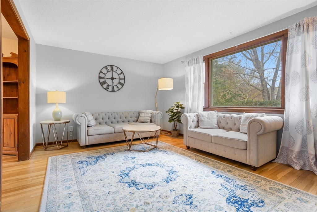 3 Meadowbrook Road Acton, MA 01720 - Photo 7 of 41 Gallery Image 7