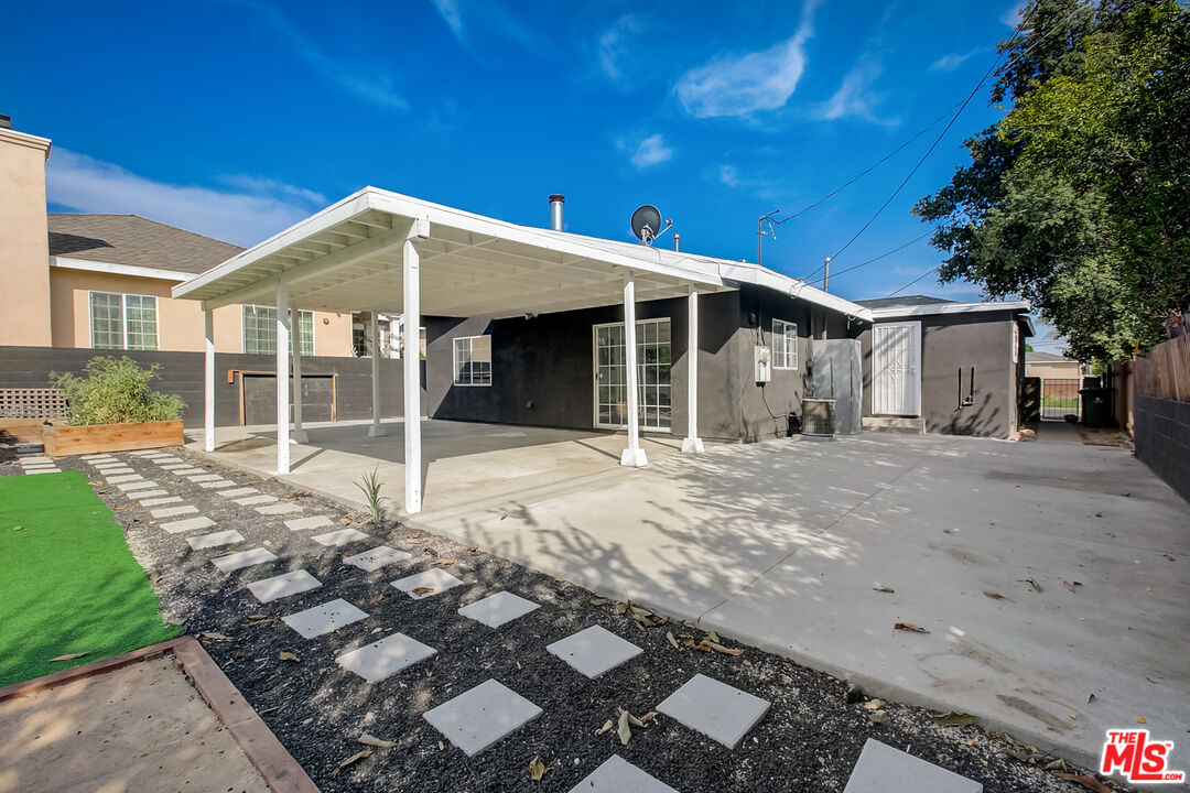 2019 Broach Avenue Duarte, CA 91010 - Photo 7 of 35 a view of a house with a yard
