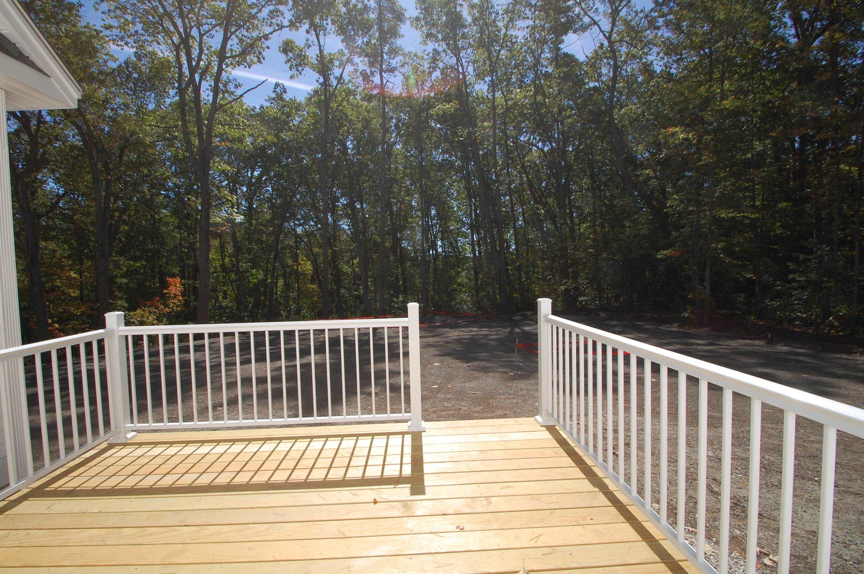 17 Griffin Road Hudson, NH 03051 - Photo 20 of 20