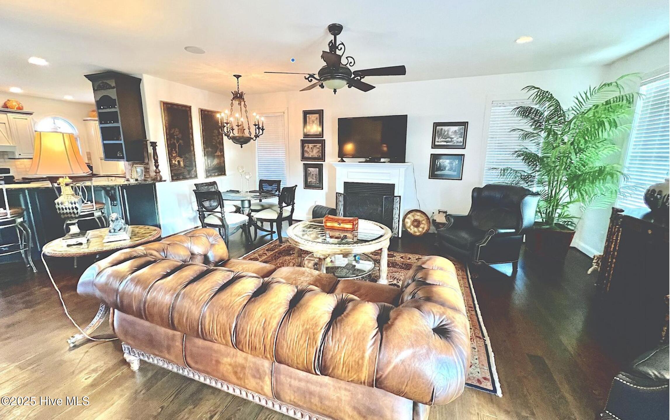 108 Kiawa Way Indian Beach, NC 28512 - Photo 12 of 54 Screenshot 2025-05-28 at 9.11.05 AM