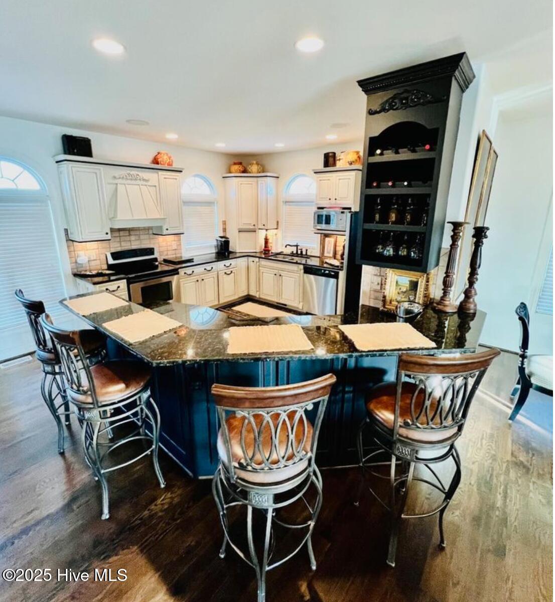 108 Kiawa Way Indian Beach, NC 28512 - Photo 9 of 54 Screenshot 2025-05-28 at 9.04.32 AM