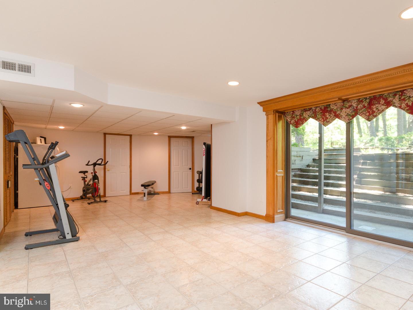 10 Piney Run Road Medford, NJ 08055 - Photo 20 of 25 Walk-out Basement