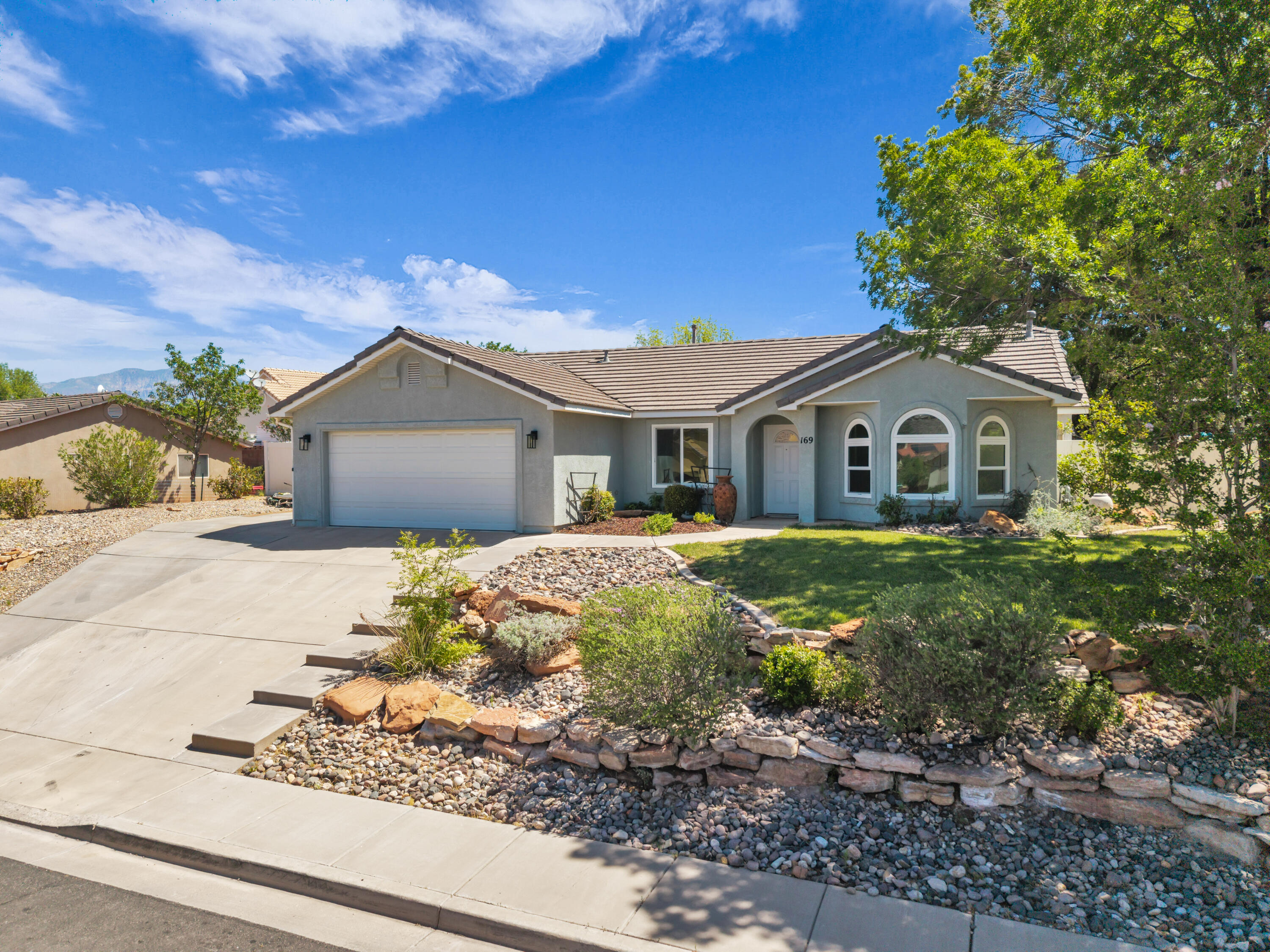 169 South 2100 East St. George, UT 84790 - Photo 2 of 17 02-H-02