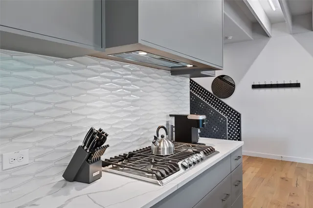 a close view of sink