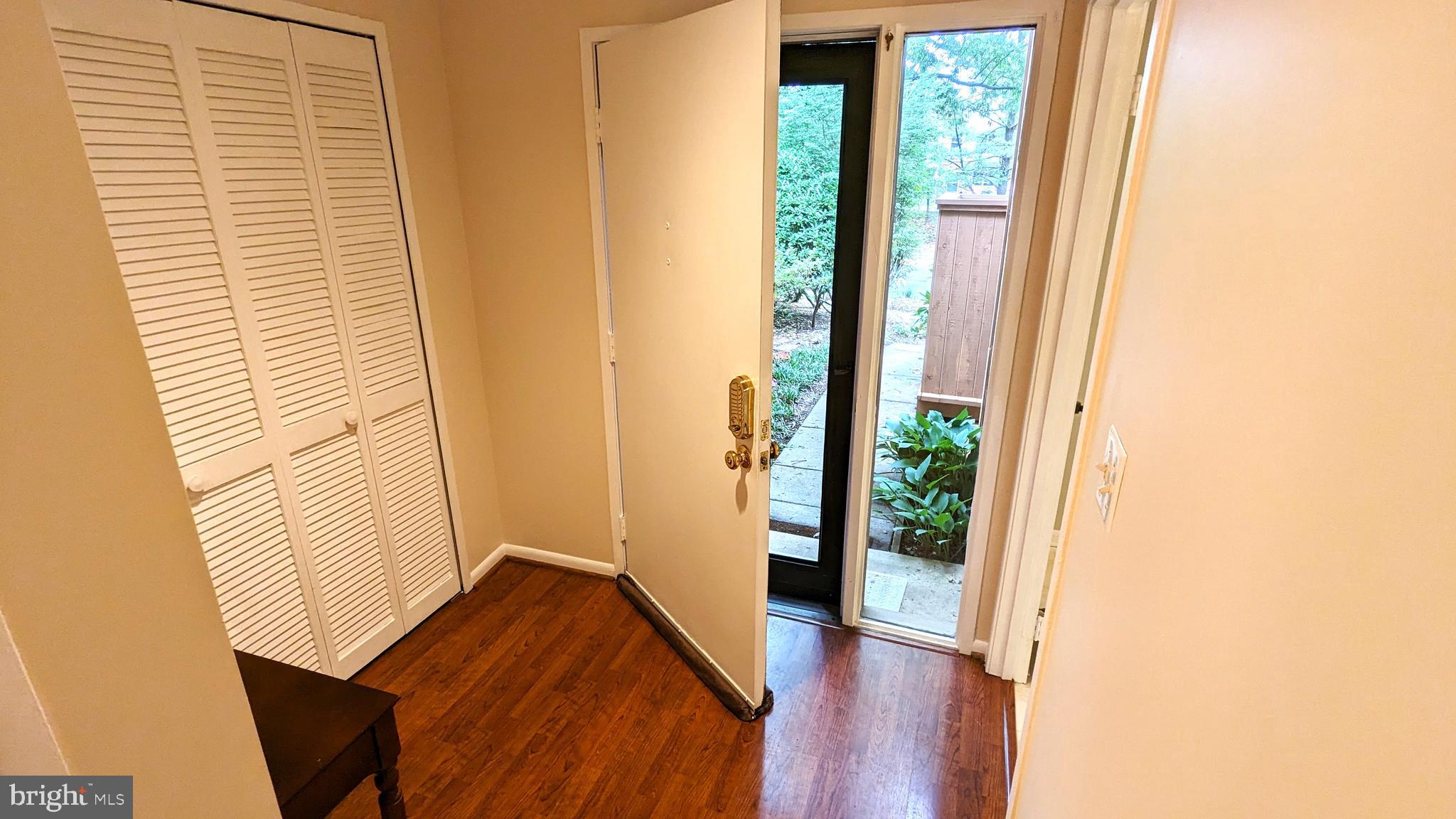 1762 Wainwright Drive Reston, VA 20190 - Photo 5 of 62