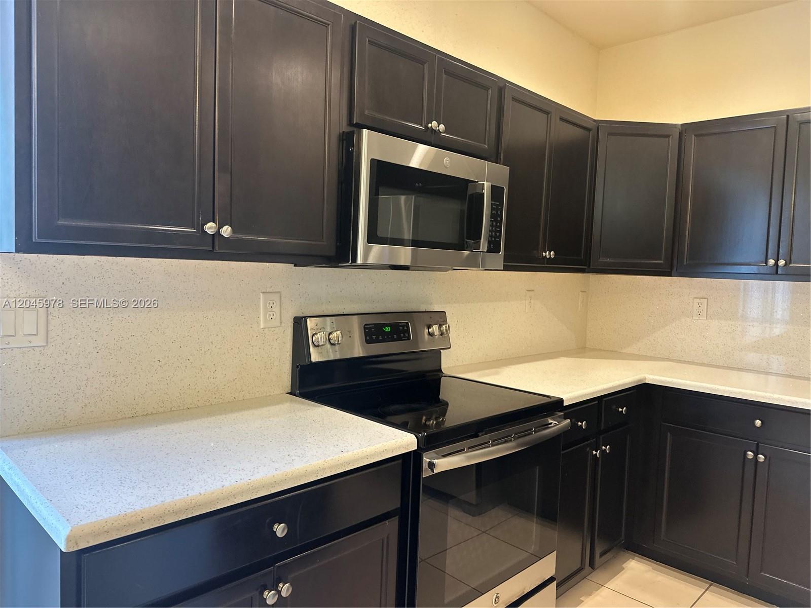 3797 Northeast 2nd Street Homestead, FL 33033 - Photo 4 of 18
