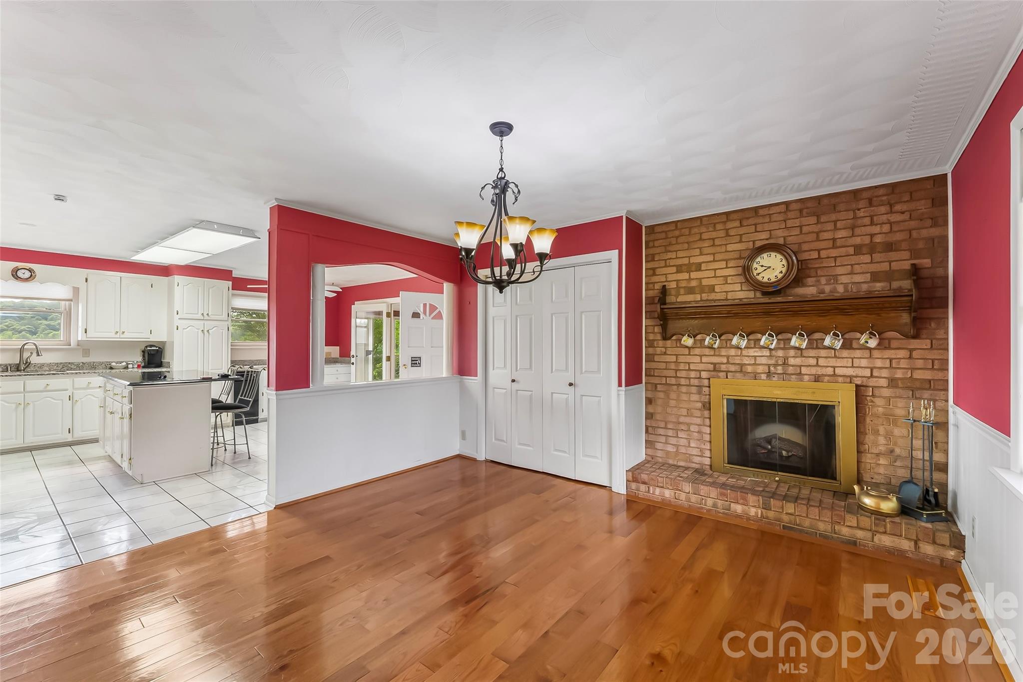 5305 Icard Ridge Road Hickory, NC 28601 - Photo 6 of 40
