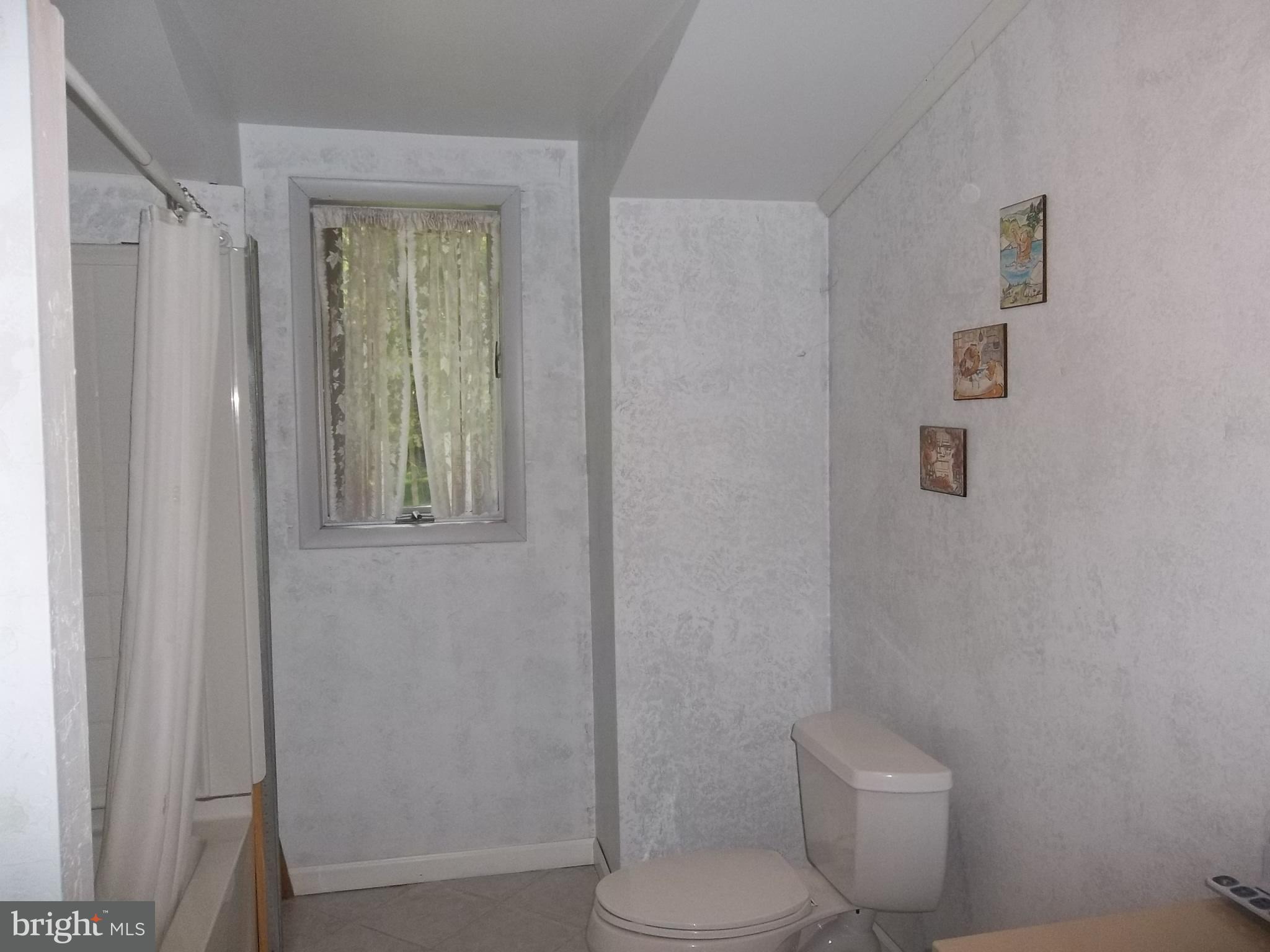10455 Enfield Road Felton, PA 17322 - Photo 21 of 35 Gallery Image 21