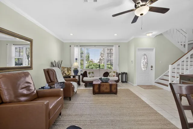 $425,000 | 310 Laurel Oaks Way, Jupiter, FL 33458