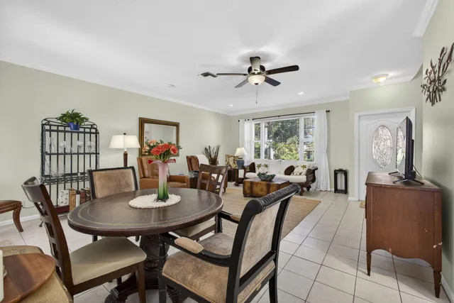 $425,000 | 310 Laurel Oaks Way, Jupiter, FL 33458