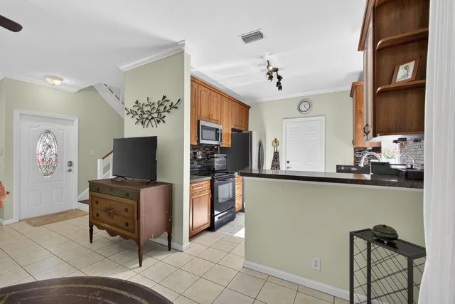 $425,000 | 310 Laurel Oaks Way, Jupiter, FL 33458