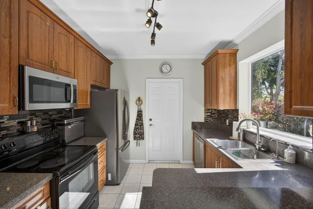 $425,000 | 310 Laurel Oaks Way, Jupiter, FL 33458