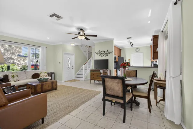 $425,000 | 310 Laurel Oaks Way, Jupiter, FL 33458