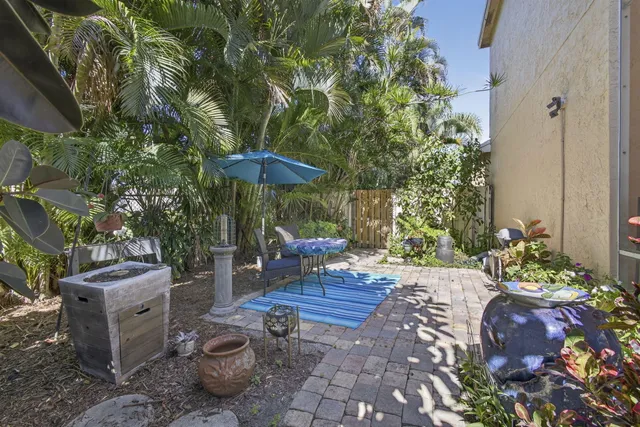 $425,000 | 310 Laurel Oaks Way, Jupiter, FL 33458