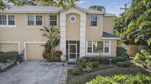 $425,000 | 310 Laurel Oaks Way, Jupiter, FL 33458